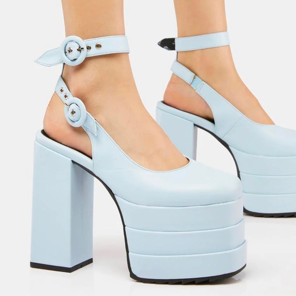 Lamoda Video Games Extreme Platform Heeled Shoes. Light Blue. Size 10. - Picture 8 of 9